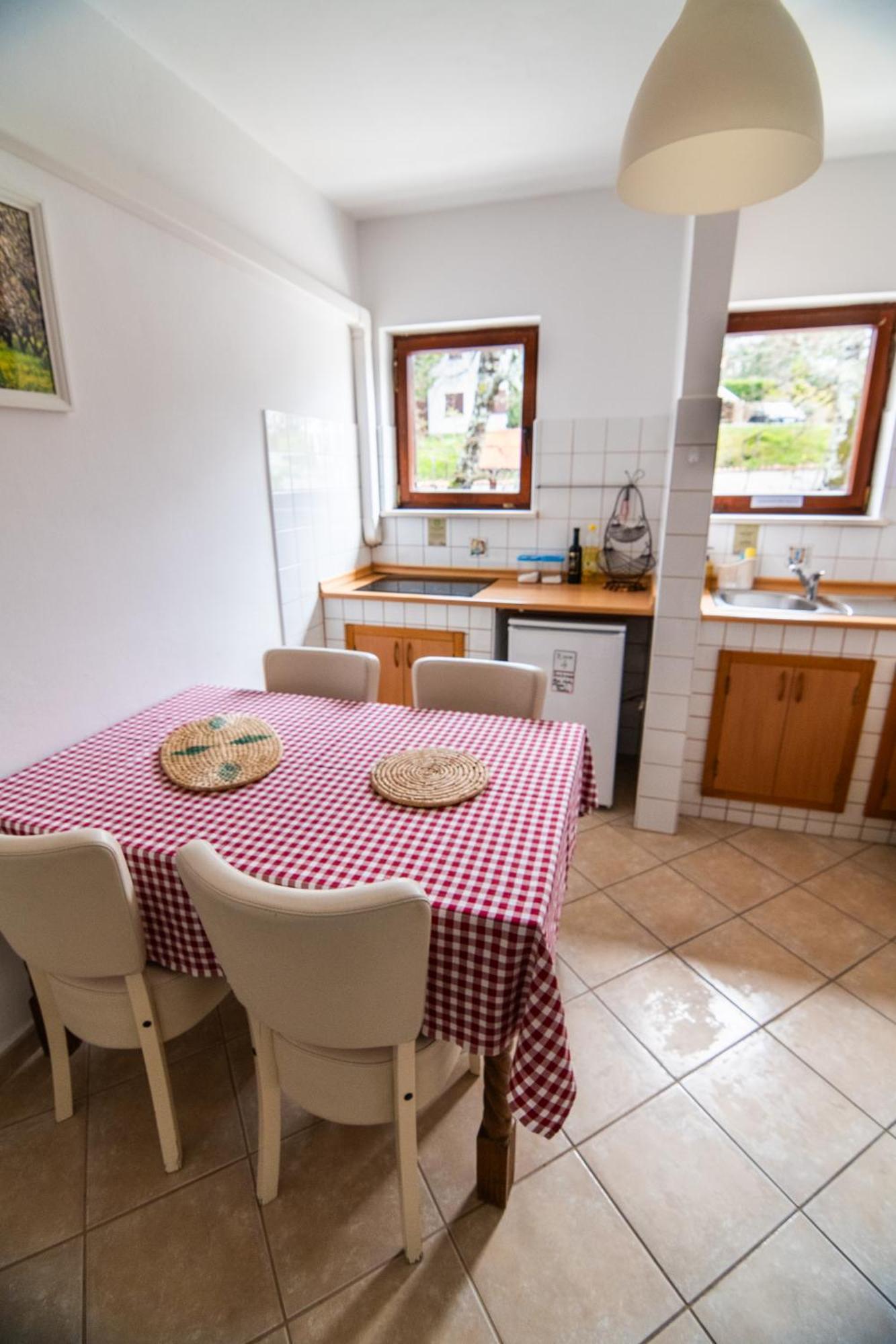 Guesthouse Green Istria Truške Eksteriør bilde
