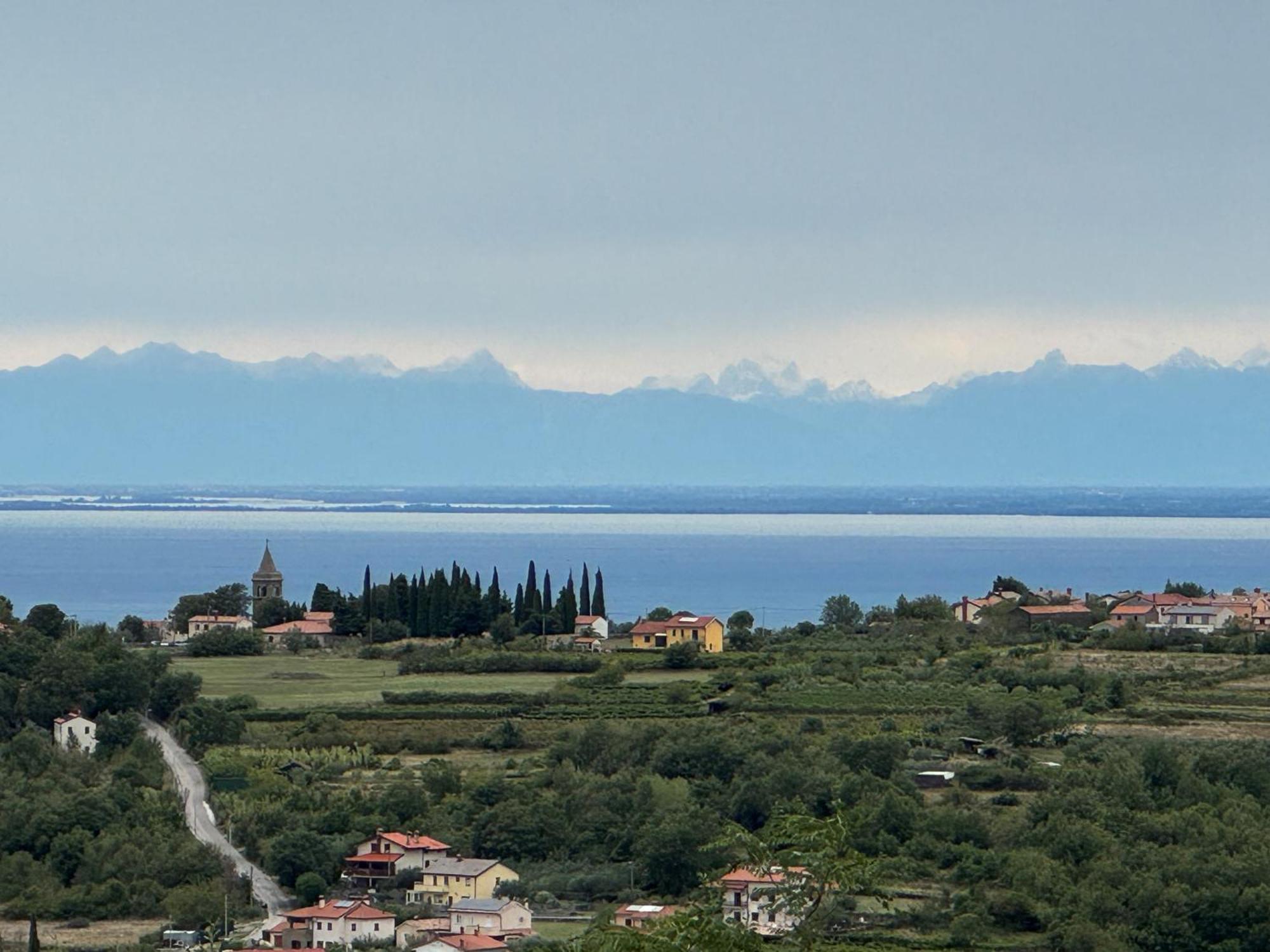 Guesthouse Green Istria Truške Eksteriør bilde
